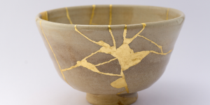 Kintsugi bowl